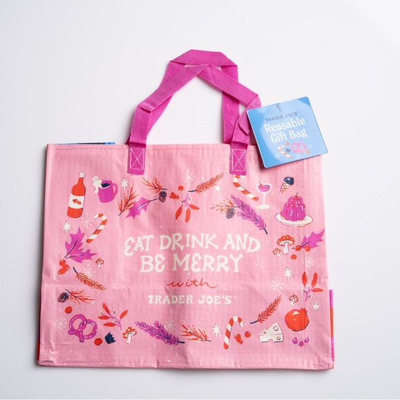 Trader Joe's Reusable Gift Bag Set - Holidays - Picture 6 of 7